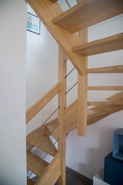 Fabriquer un Escalier BOIS, rambarde métal inox, à Bayonne