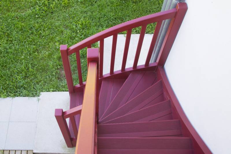 Comment faire pour changer un escalier bois extérieur au Pays Basque