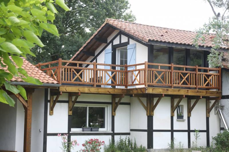 Balcon et rambarde bois exotique Dax