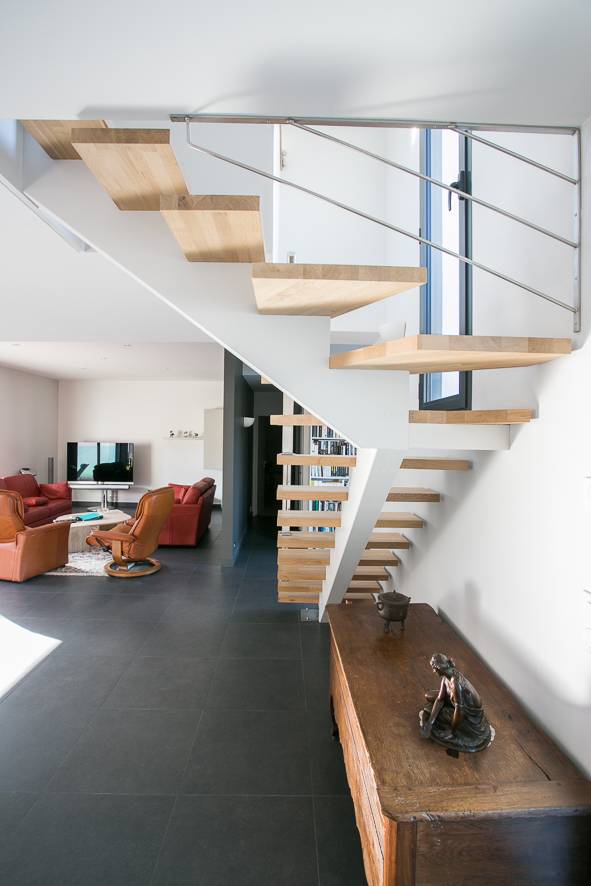 Obtenir un devis pour un escalier moderne dans les Landes