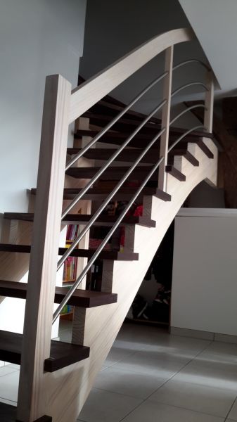 Trouve une idée d'escalier contemporain dans les Landes